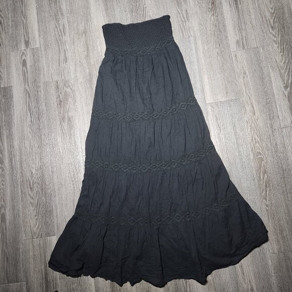 Vintage Y2K goth summer black tiered strapless maxi dress with lace cutouts - Picture 9 of 14